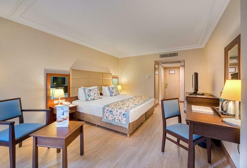 Номер Стандарт Трехместный, Seven Seas Hotel Life   Ultra All Inclusive & Kids Concept