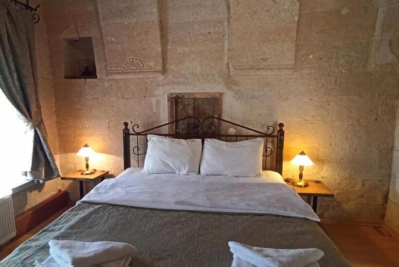 Классический Номер, Nomads Cave Hotel & Rooftop