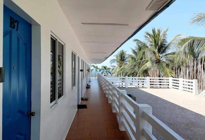4인용 수피리어 룸, Brizo Hotel And Beach Resort Bataan