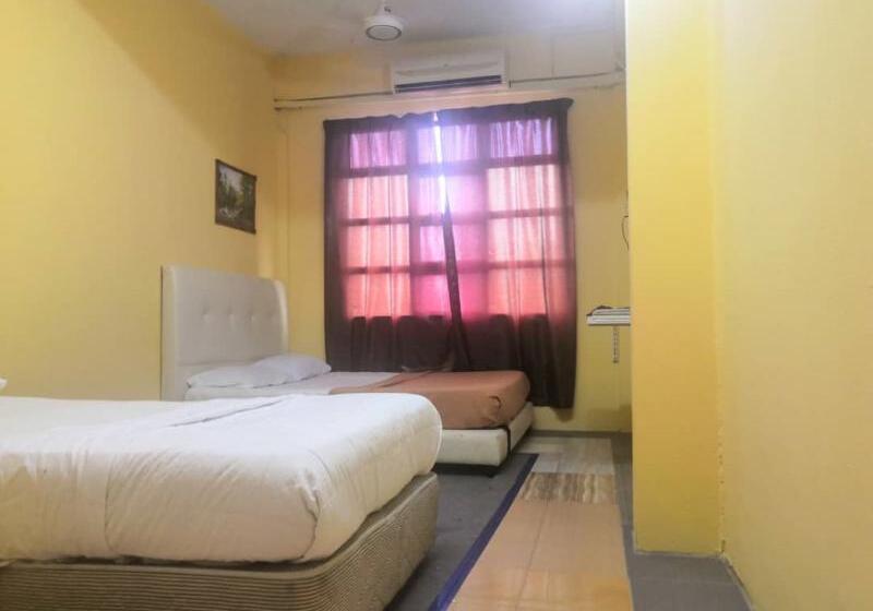 Трехместный Номер Deluxe, Oyo 90321  Bajet Sri Manal