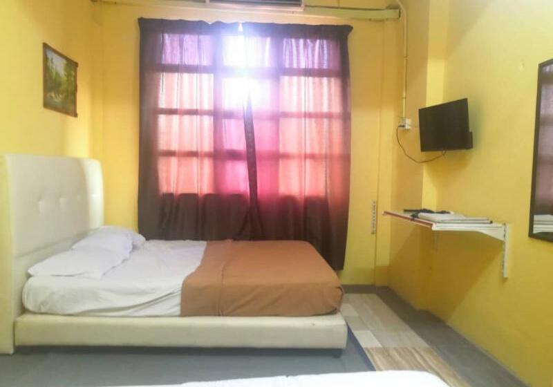 Трехместный Номер Deluxe, Oyo 90321  Bajet Sri Manal
