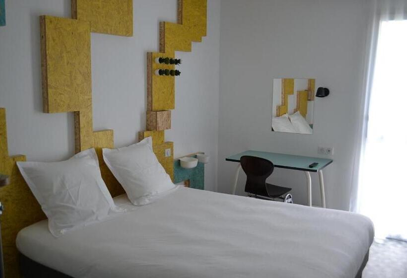 Номер Стандарт, Greet Hotel Rennes Pace