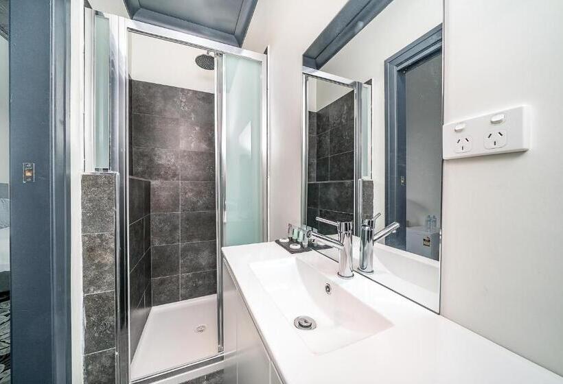 디럭스 스위트, Romano S Hotel & Suites Wagga Wagga