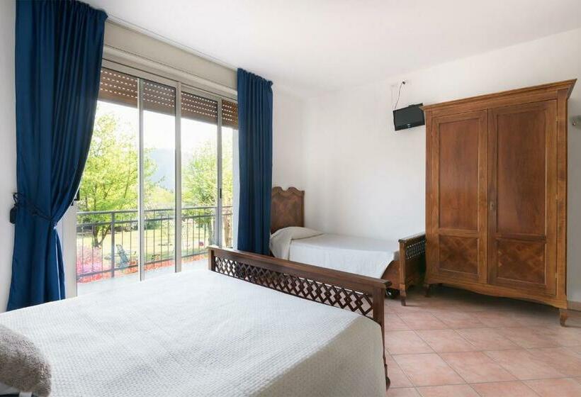 Трехместный Номер Стандарт с Балконом, Agriturismo Al Motto