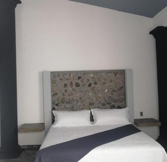 Family Suite, Nuevo Bernal