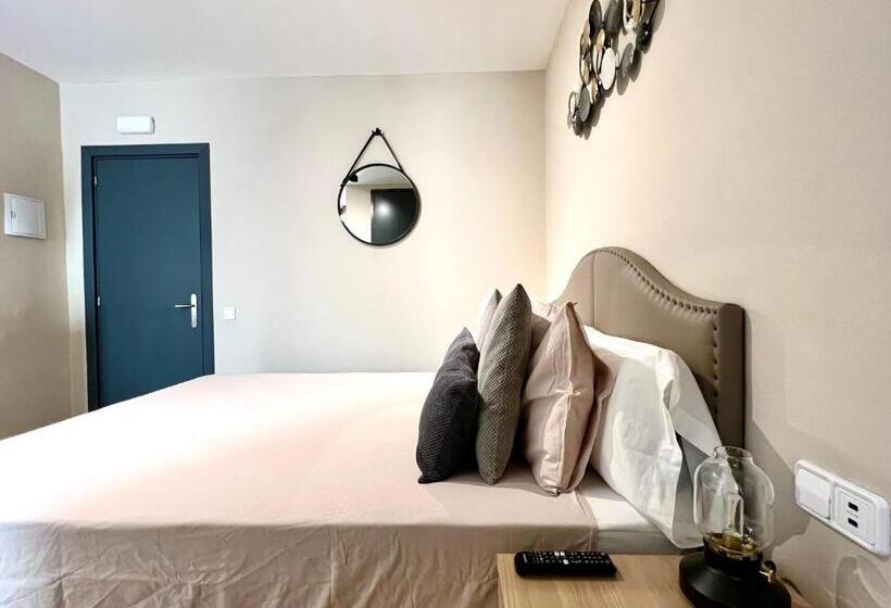 스탠다드 발코니 룸, Hostal La Canonja