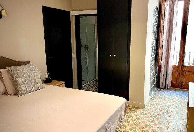 발코니가 있는 4인용 스탠다드 룸, Hostal La Canonja