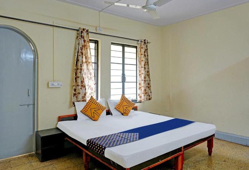 Quarto Triplo Estandar, Spot On Hotel Prakash Residency, Near Hanuman Gym Ajmera Colony, Pimpri