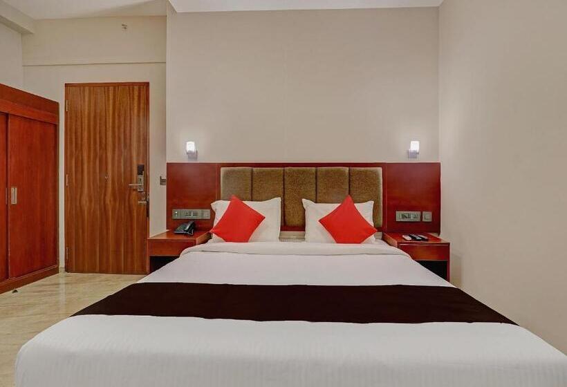 Трехместный Номер Deluxe, Super Hotel O Kizhakkambalam Tourist Home