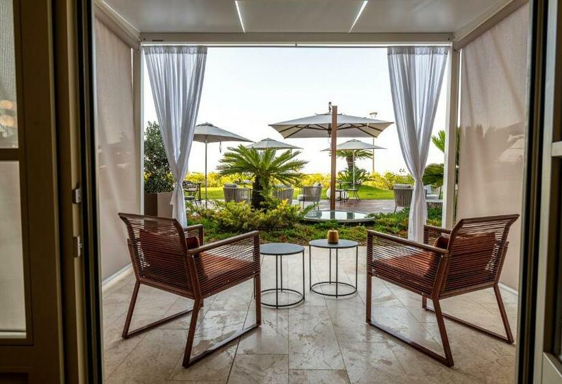 Номер престиж с видом на море, Grand Hotel Torre Fara