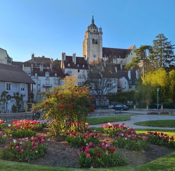 اتاق استاندارد با وان آب گرم, Le Grand Moulin Des Tanneurs B&b Et Love Room
