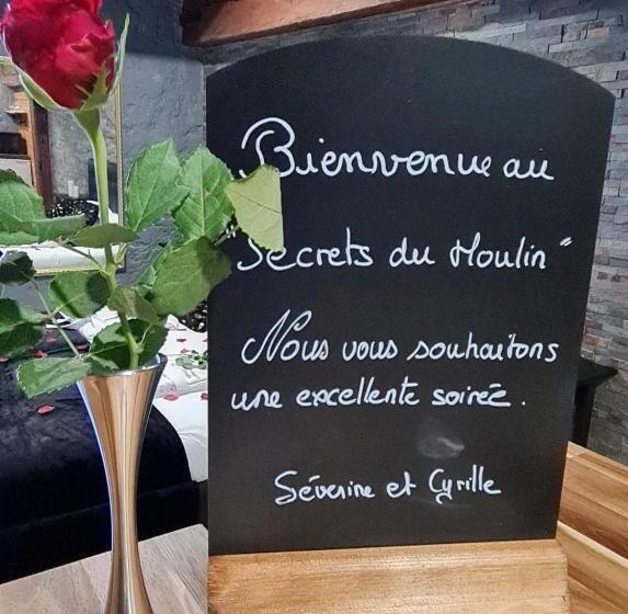 اتاق استاندارد با وان آب گرم, Le Grand Moulin Des Tanneurs B&b Et Love Room