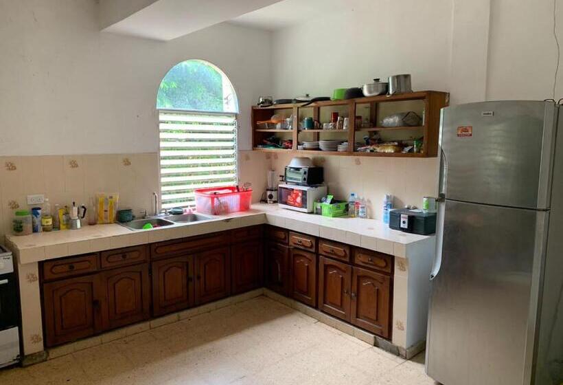 Четырехместный Номер Стандарт, Julianna Country House