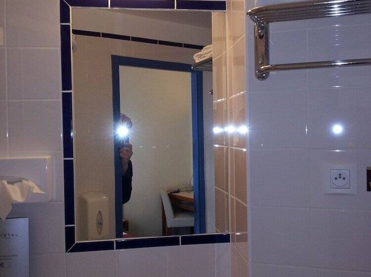 اتاق استاندارد, Citotel Du Port Rhu