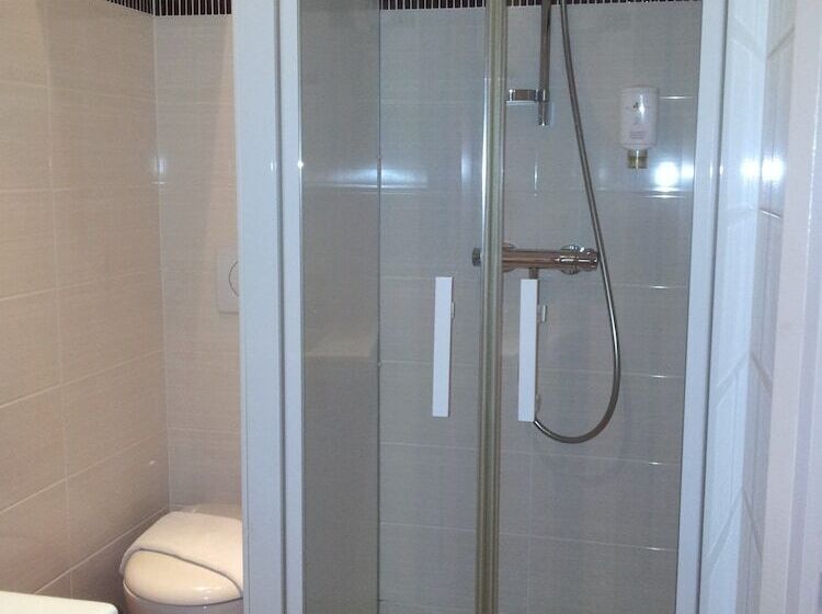 اتاق راحتی, Citotel Du Port Rhu
