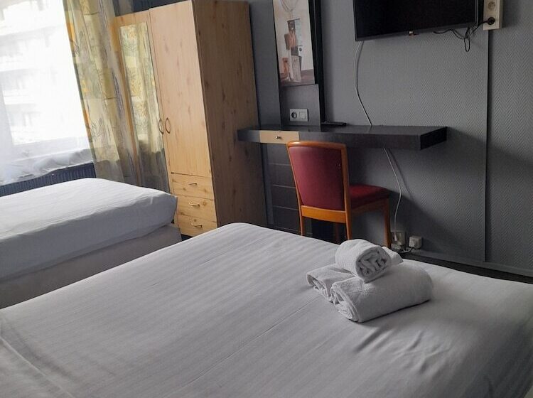 اتاق استاندارد سه نفره, Albergo