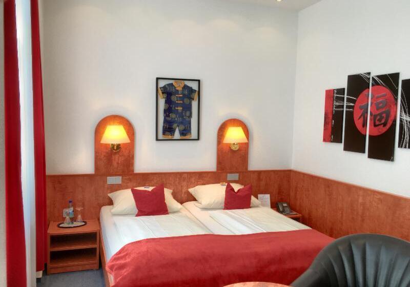 اتاق استاندارد, West An Der Bockenheimer Warte