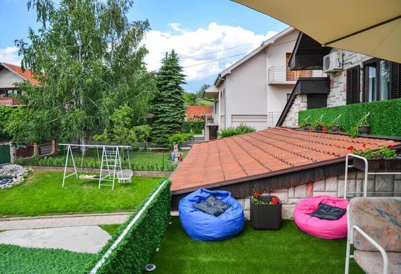 ویلای 1 خوابه, Apartman Domacinstvo La Vie Na Selu