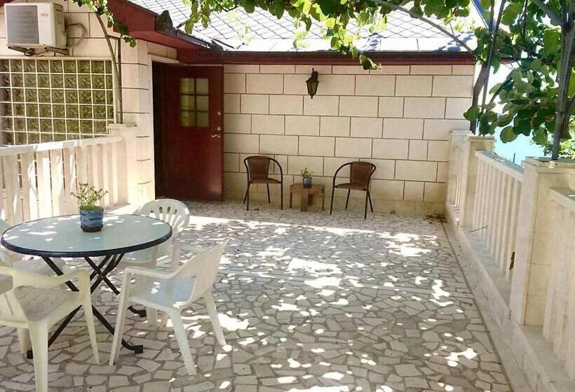 اتاق استاندارد با سرویس بهداشتی مشترک, Guest House Vila Eli