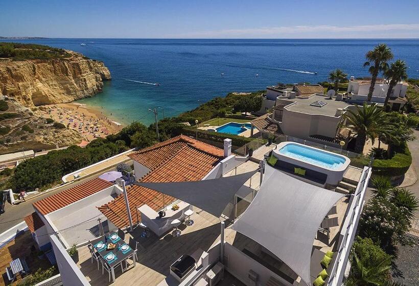 침실 1개 아파트, Villa Benagil With Stunning Views And Roof Terrace With Private Heated Pool