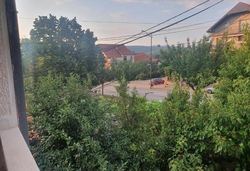 חדר סטנדרט לארבעה, Guest House Jasmin