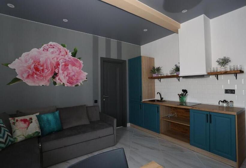 آپارتمان 1 خوابه با چشم‌انداز دریا, Villa Bonapart
