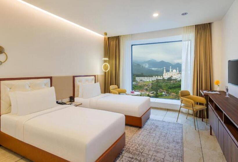 이그제큐티브 룸, Fezinn Hotel   Best Wayanad Hotel In 2024