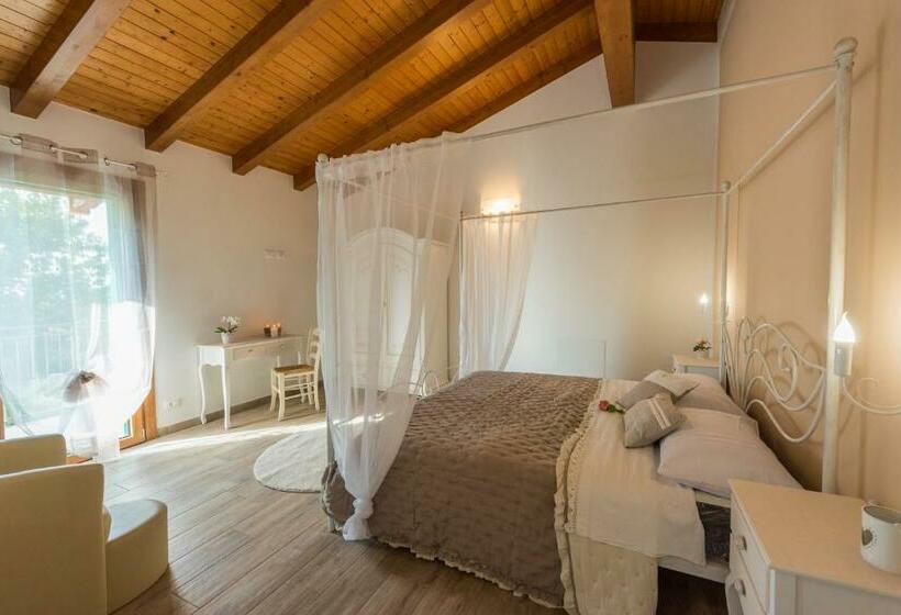 Номер Deluxe Кровать Кинг, Sara&sara Alloggio Agrituristico