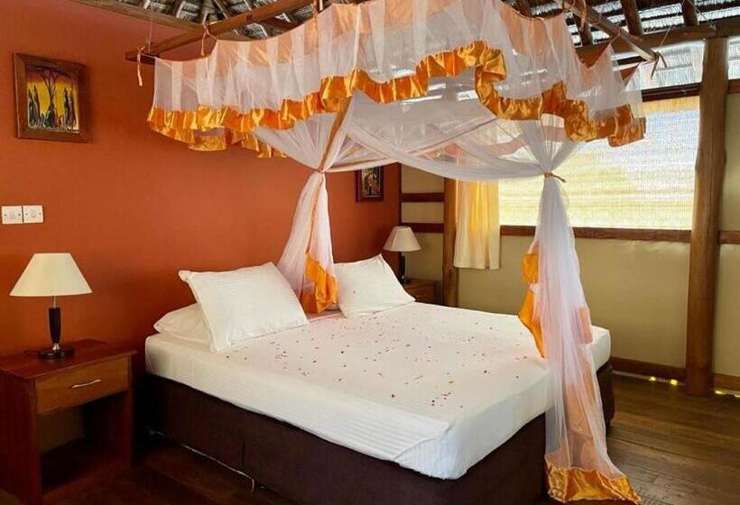 بانگلوی استاندارد, Barry S Beach Resort