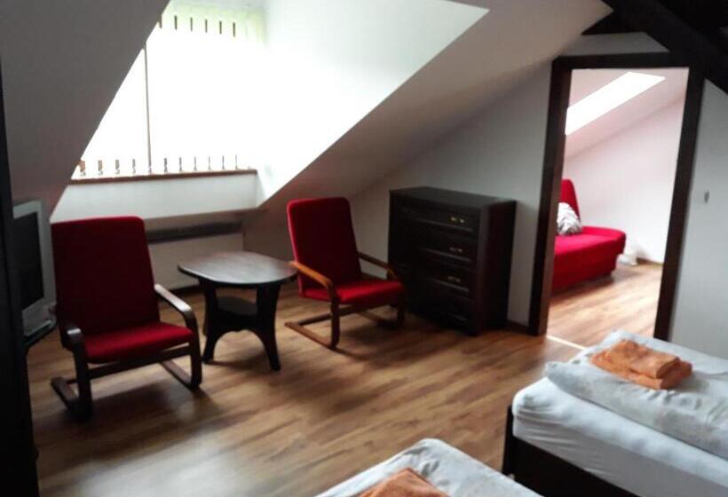 Номер Deluxe, Eden House