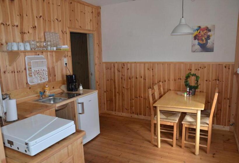 Дом 2 Спальни, B&b Camp ängra