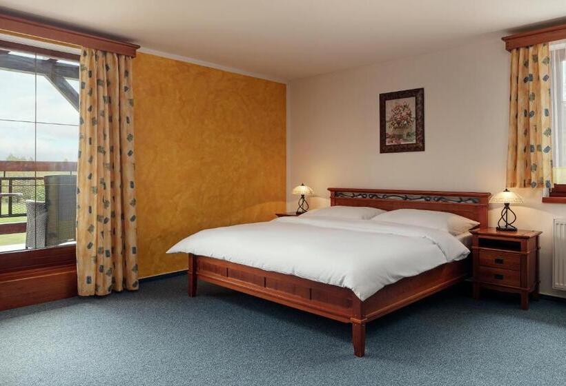 バルコニー付きスタンダードルーム, Golf & Spa Kunětická Hora