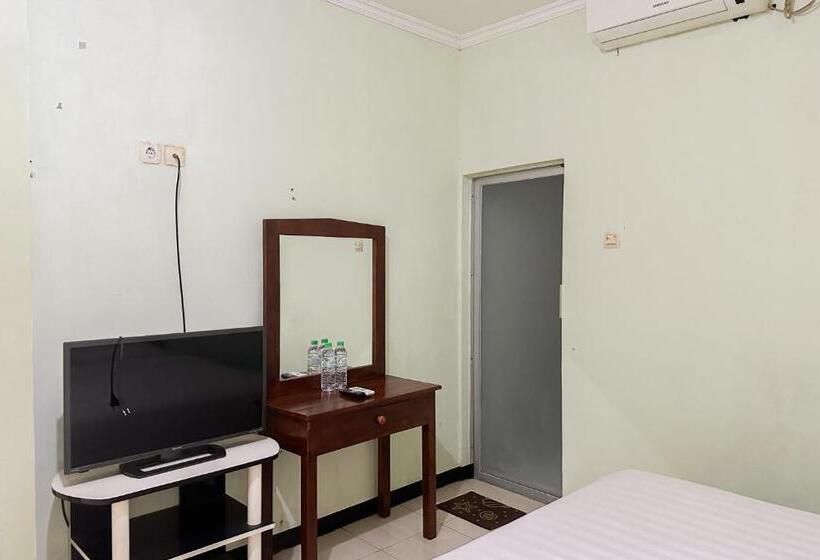 Номер Стандарт, Global Inn Syariah Mitra Reddoorz Near Juanda T1 Airport