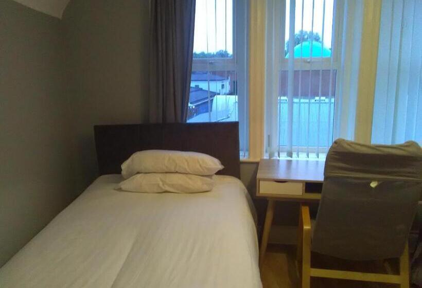 غرفة قياسية حمام مشترك, Newcastle West Hotel & Bar