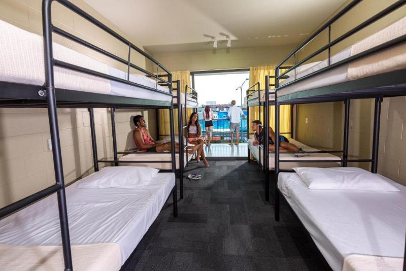 Люкс Кровать Кинг, Holiday Inn Express Hotel & Suites Tampa Usf Busch Gardens, An Ihg