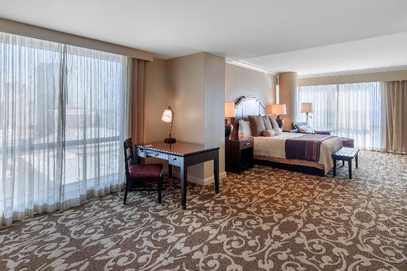 اتاق پرمیوم, Omni Fort Worth