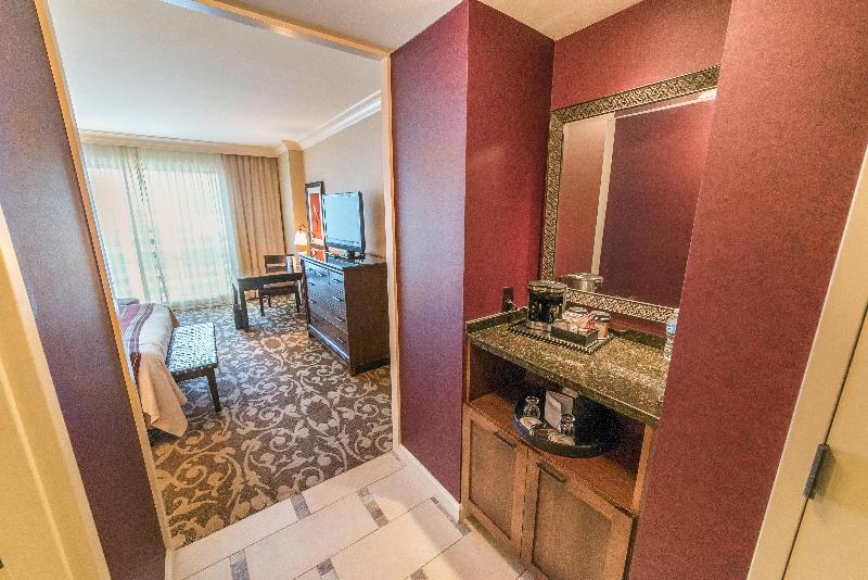 اتاق لوکس با تخت بزرگ, Omni Fort Worth