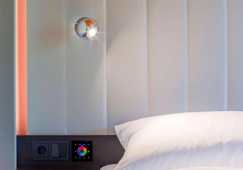 اتاق استاندارد, Park Inn By Radisson Frankfurt Airport