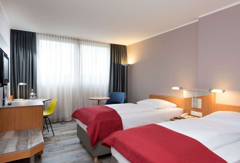 Номер Стандарт, Ramada By Wyndham Hannover Messe