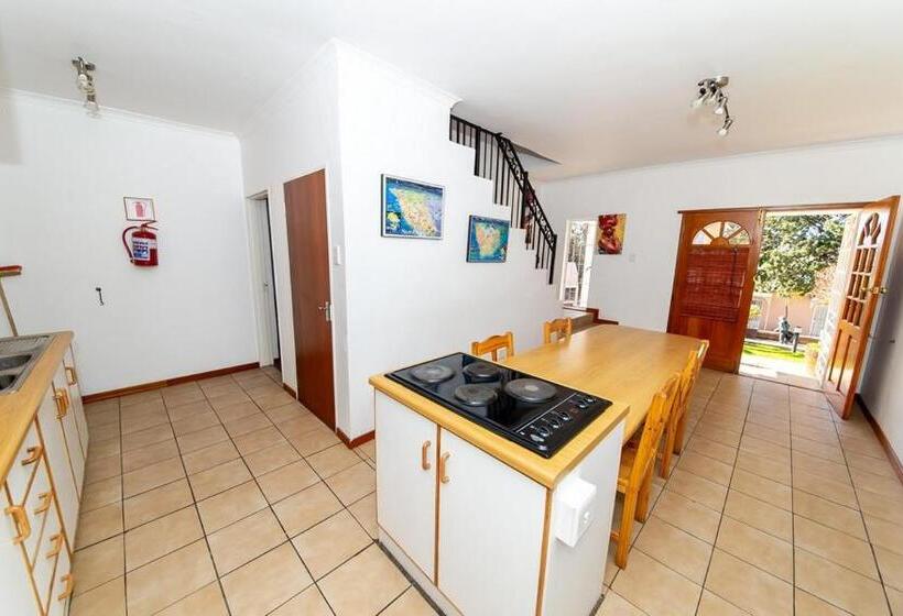 اتاق لوکس, Halfmens Cc Elkoweru & Kliprand Guest House