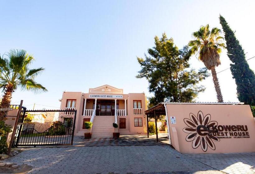 اتاق استاندارد سه نفره, Halfmens Cc Elkoweru & Kliprand Guest House