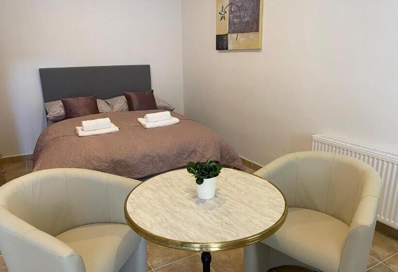 带1个卧室的高级公寓, Sg Apartmánový Dům Hoŕice