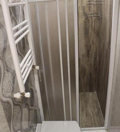 اتاق استاندارد یک نفره, Duran Aga Konagi