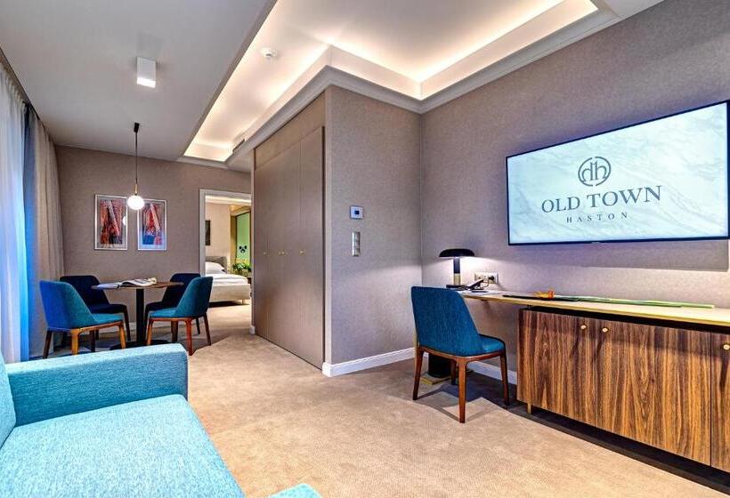 1 Bedroom Apartment, Old Town Haston