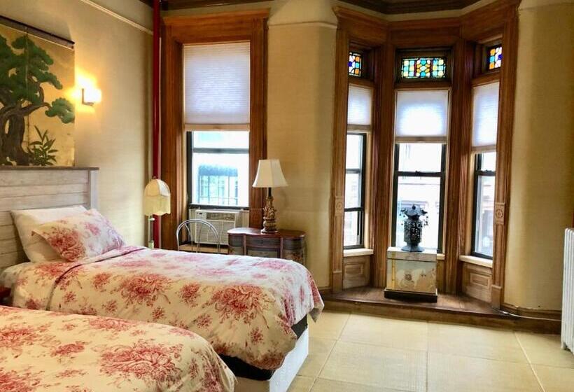 Номер Стандарт Вид на Город, Northern Lights Mansion