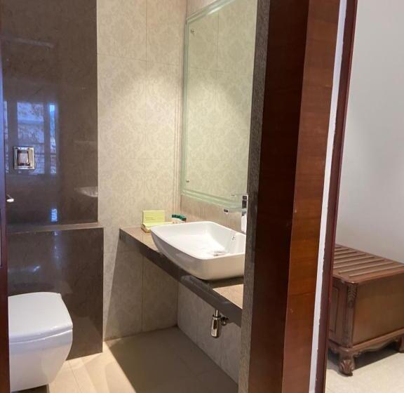 标准间带阳台, Grand Victoria The Fern Resort & Spa, Panchgani
