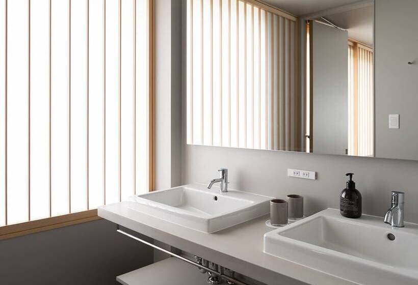 سوییت جونیور, Miroku Nara By The Share Hotels