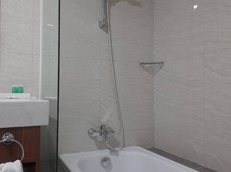 Апартаменты Deluxe 1 Спальня, Kawana Golf Residence