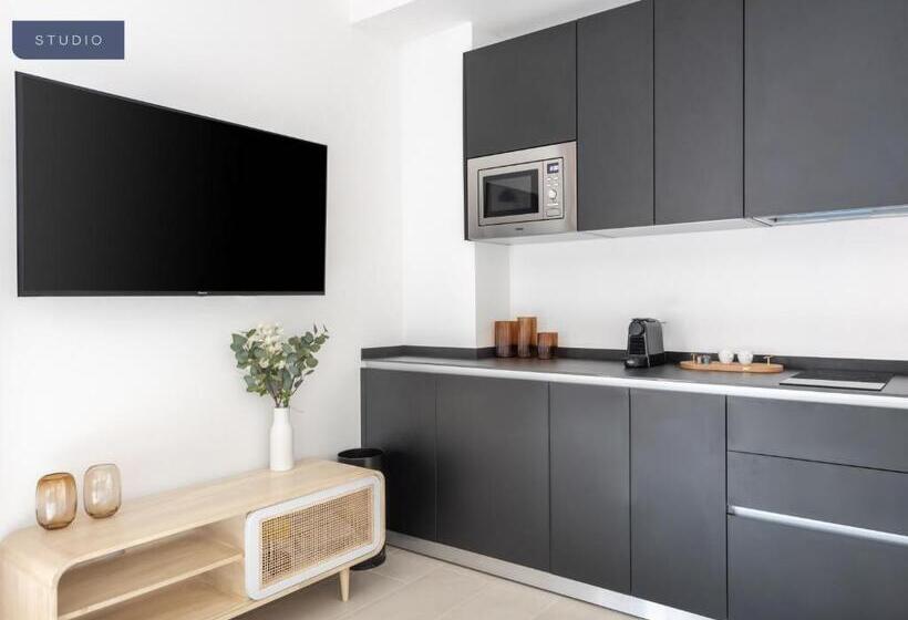 استودیوی استاندارد, Limehome Sevilla Calle Torcuato Luca De Tena   Digital Access