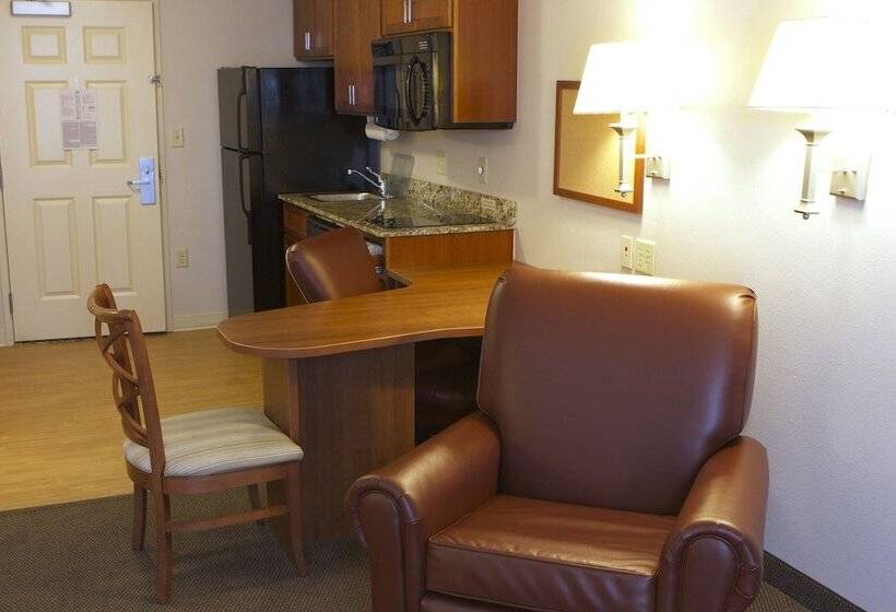 Standard Stúdió Szoba Franciaággyal, Candlewood Suites Champaign Urbana University Area, An Ihg